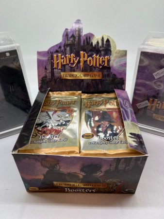 Harry Potter Base Set Booster Pack fra 2001 (WOTC)